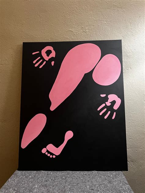 butt print painting